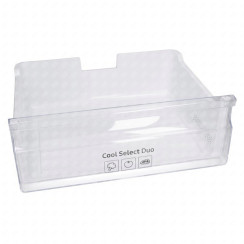 Bottom vegetable drawer