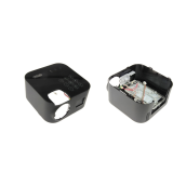 Boîtier de commande noir avec carte électronique