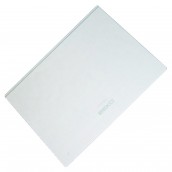 Glass shelf without trim