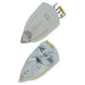 Steam iron soleplate