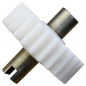 Output pinion of the planer