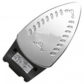 Steam iron with light sole