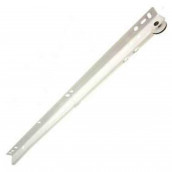 Straight guide vegetable drawer