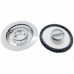 Internal cover with seal and plug