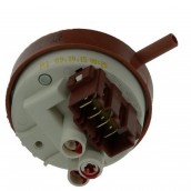 PRESSURE SWITCH 1 N. 76-50 + RETURN FLOW METER.