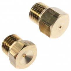 Pack of butane/propane injectors