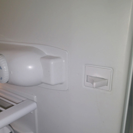 How to repair a refrigerator light that isn't working